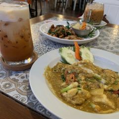 Tunk-ka Cafe Phuket Hilltop Restaurant User Photo