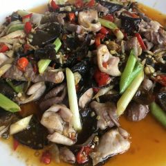 盐之骄鸿鹤鲜锅兔(贡井店) User Photo