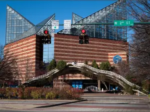 Tennessee Aquarium