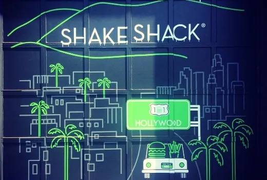 Shake Shack 6201 Hollywood - Hollywood & Gower