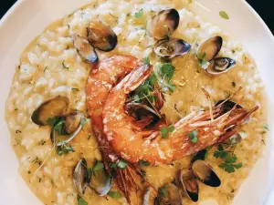 Carlucci Restaurant