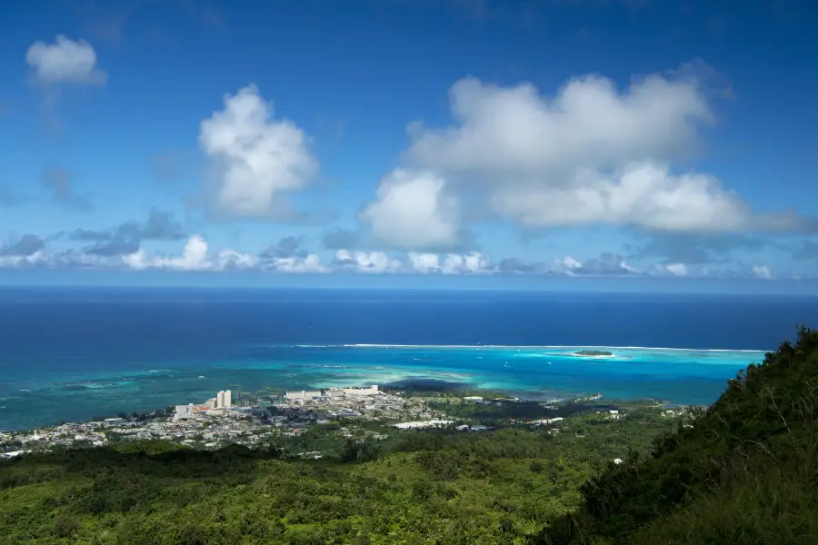 塔波查山