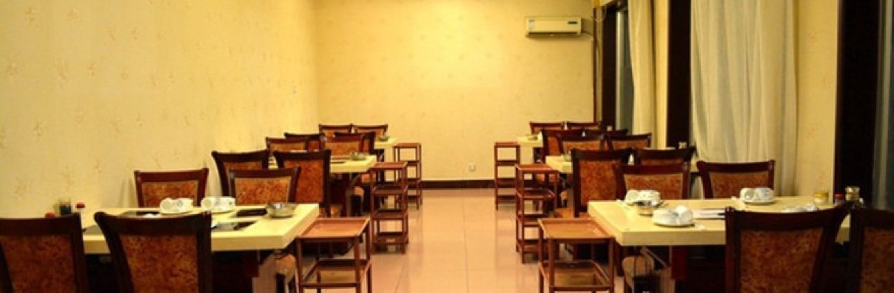 清真·顺成德水煮羊火锅城(金川店)