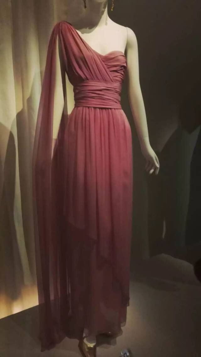Musée Yves Saint Laurent Paris
