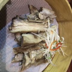 LU YI JIA YAN User Photo