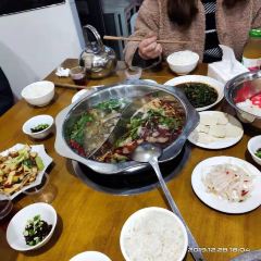黄氏烫皮牛肉火锅(香江半岛店) User Photo