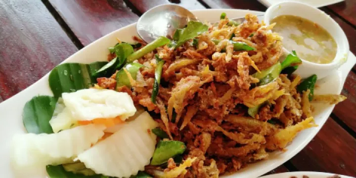 Klua Lam Poo Seafood Restaurant