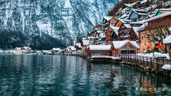 Hallstatt Lake + Hallstatt Viewpoint (Austria) + Market Square + Old Town