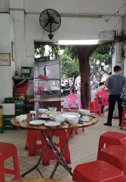 四更亚香烤乳猪店