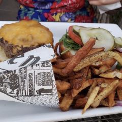 The Avenue Pub User Photo