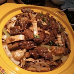 多嘴肉蟹煲(吉林财富购物广场店) User Photo