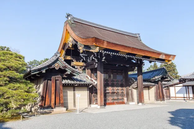 Kimono Experience in Kyoto: Best Rental Stores and Photo Spots