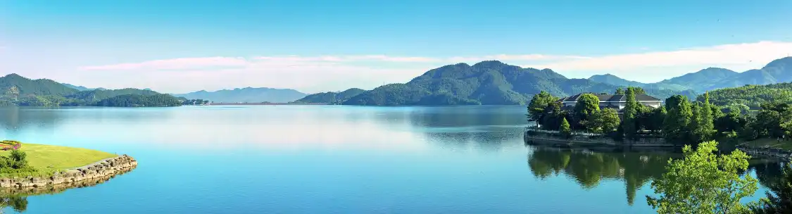 Hotels near Siming Lake
