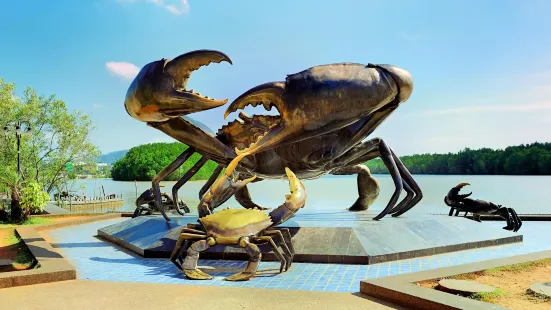 螃蟹雕像