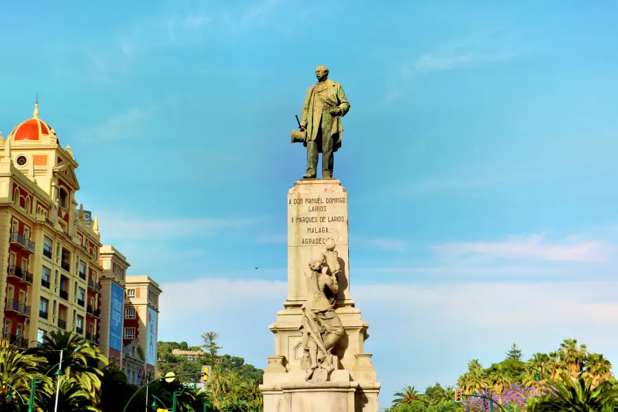 Larios Monument