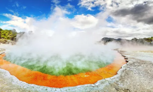 Champagne Pool