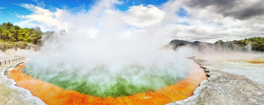 Champagne Pool