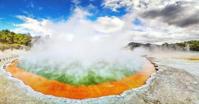 Champagne Pool