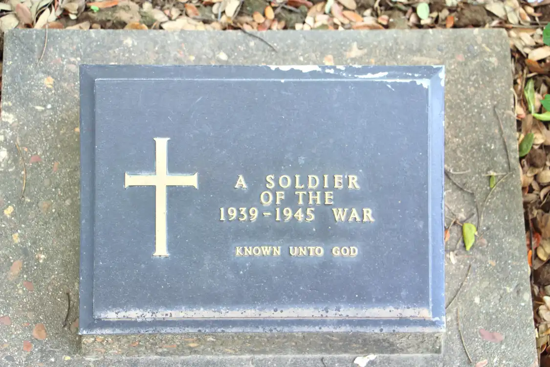 Hotels near Chong Kai Allied War Cemetery
