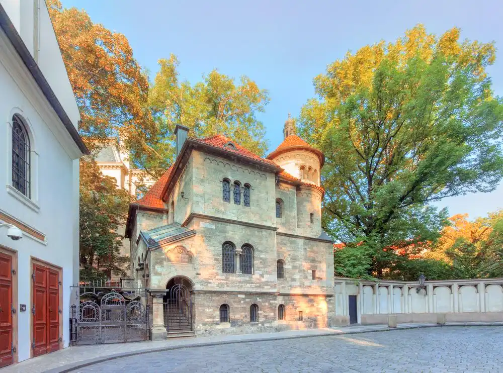 โรงแรมใกล้Jewish Museum in Prague