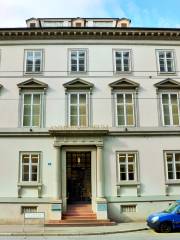 Античний музей Базеля та колекція Людвіґа