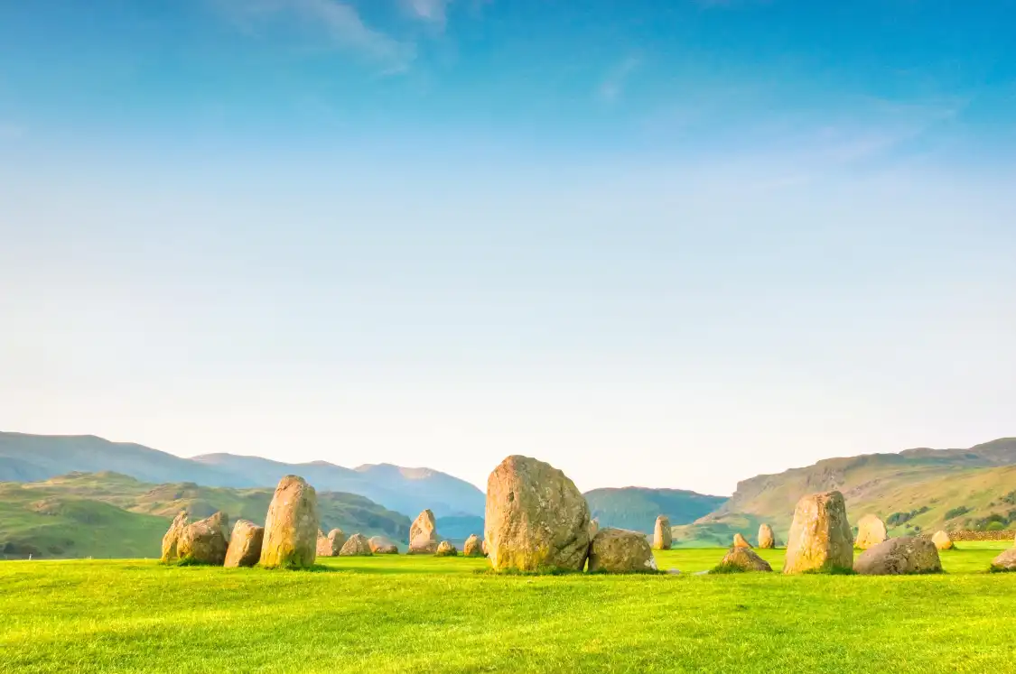 캐슬리그 스톤 서클 주변 호텔