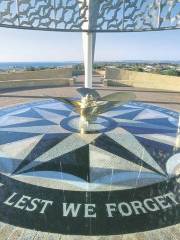 澳大利亞皇家海軍雪梨2號戰艦紀念碑