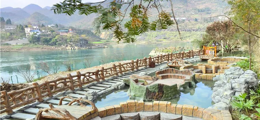 Hot Springs Attractions