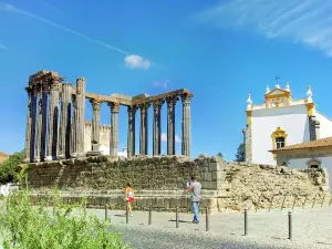 Tempio romano di Évora