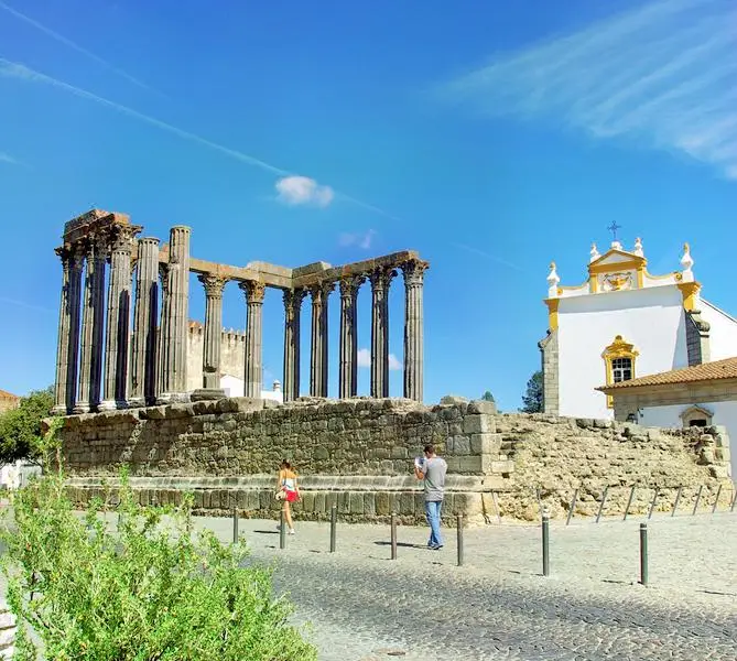 Tempio romano di Évora