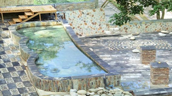 Honghe Valley Rehai Hot Spring