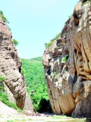 Lingbao Gorge Tourist Area