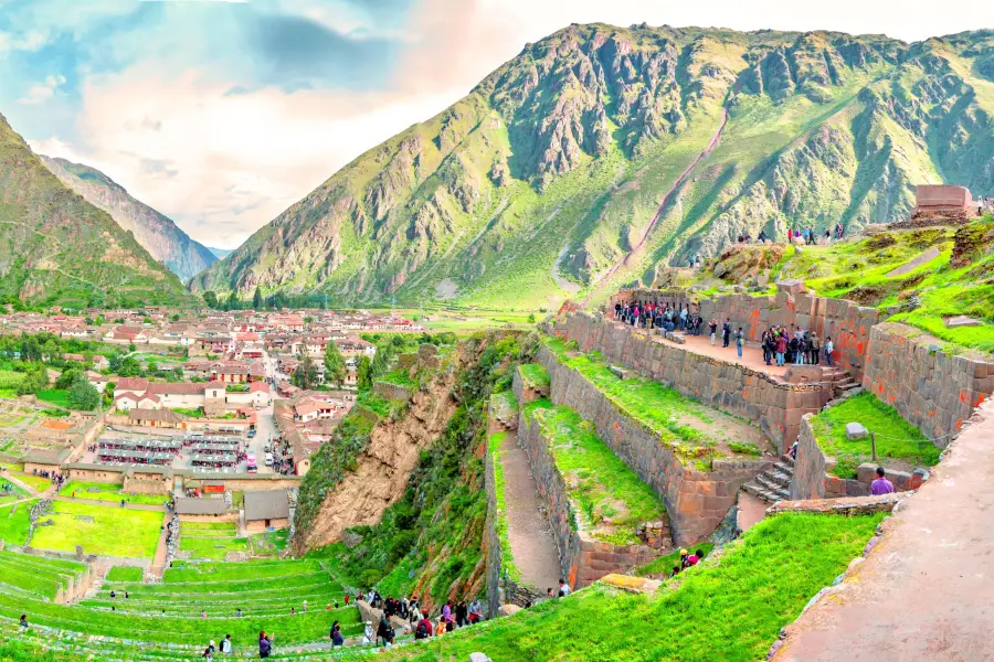 Plaza Ollantaytambo