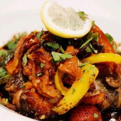 Petit Paris User Photo