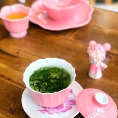 He's House User Photo