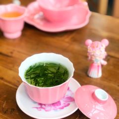 He's House User Photo