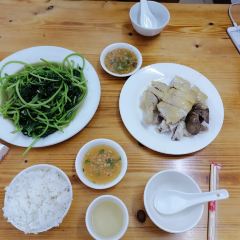 文昌鸡饭店(三角街店) User Photo