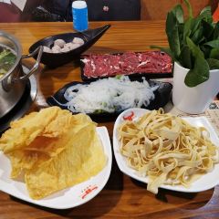 JIN NIAN NIU SHI CHAO SHAN YUAN WEI NIU ROU HUO GUO BAO SHAN DIAN User Photo
