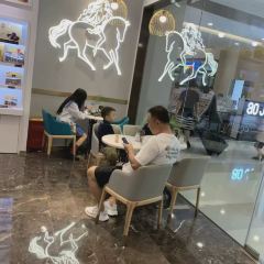 Tian Lun Li  (Xi hu dian) User Photo