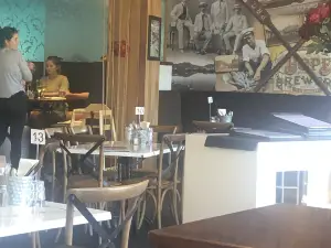 Le Café