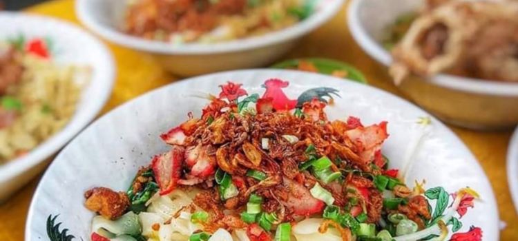 Bakmi Aseng