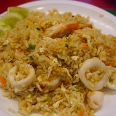 Song Pee Nong 2 User Photo