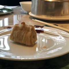 Ying Jee Club User Photo