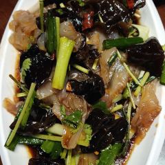 RONGPENGFENGWEIHUBING User Photo