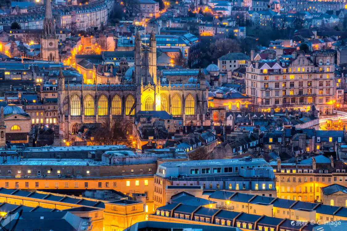 Hotels near Alexandra Park