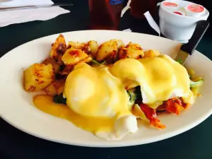 Dixie Belles Cafe