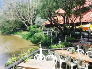 Thaton Riverview Restaurant