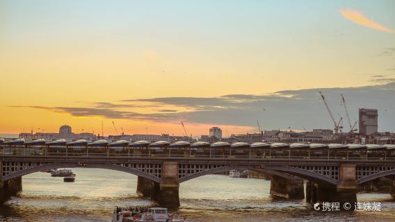Vé du thuyền tham quan Sông Thames tại Luân Đôn, Anh + tùy chọn bữa trưa hoặc trà chiều