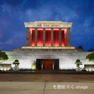 胡志明主席陵