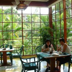 Laka Leke Restaurant User Photo